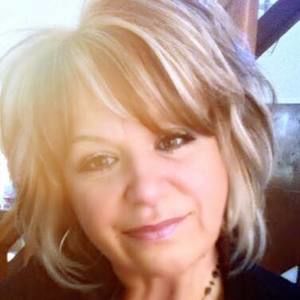 Meet your Posher, Justine